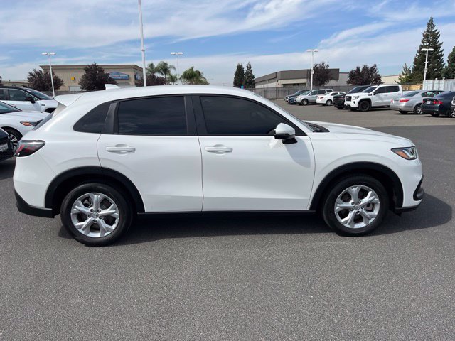 Used 2025 Honda HR-V LX image 2