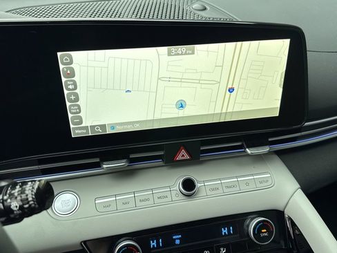 New 2026 Hyundai Elantra Limited image 13