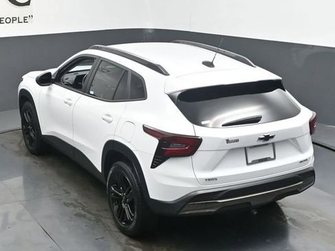 Used 2024 Chevrolet Trax ACTIV image 41