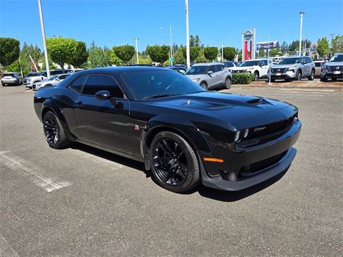 Used 2023 Dodge Challenger R/T Scat Pack image 4