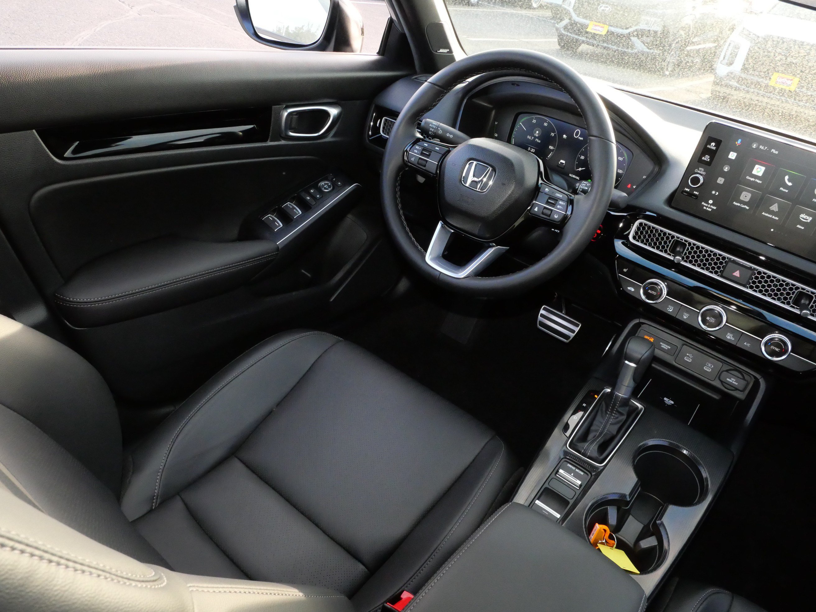Used 2025 Honda Civic Sport Touring image 9