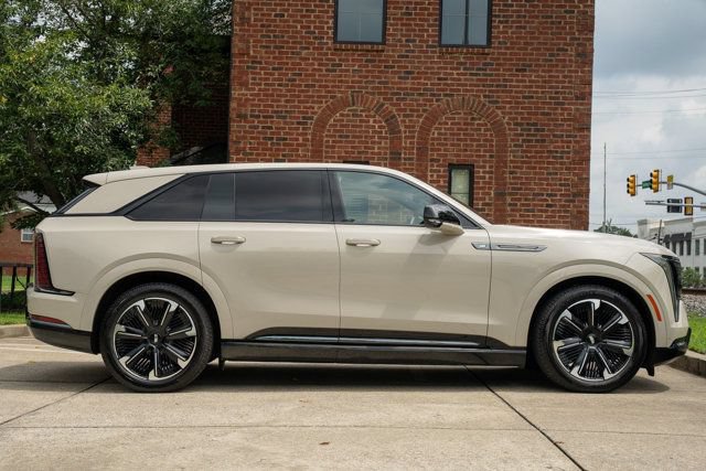 Used 2026 Cadillac Escalade IQ Sport 2 AWD/4WD image 4