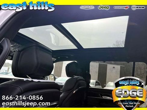New 2026 Jeep Grand Wagoneer Summit AWD/4WD image 5