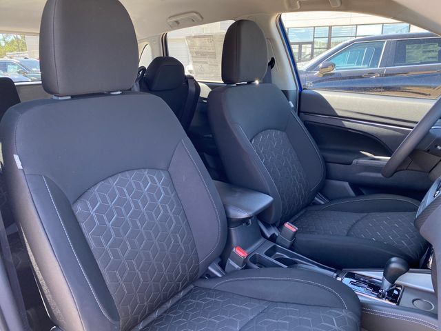 New 2027 Mitsubishi Outlander Sport FWD image 9