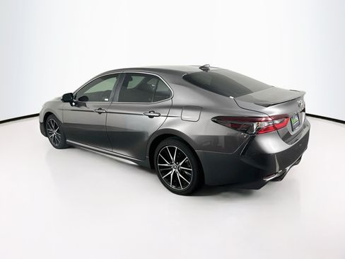 Used 2024 Toyota Camry SE w/ Convenience Package FWD image 5