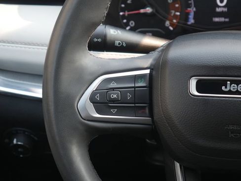 Used 2023 Jeep Compass Limited AWD/4WD image 15