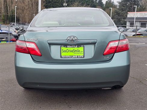 Used 2007 Toyota Camry LE image 6