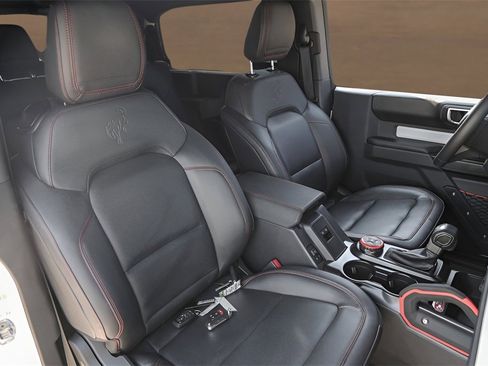 Used 2025 Ford Bronco Stroppe Edition image 27