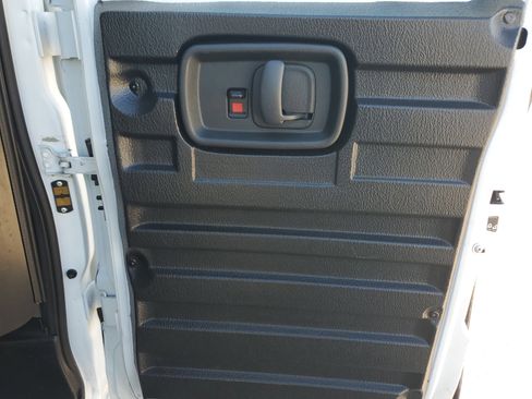 Used 2024 Chevrolet Express 2500 w/ Driver Convenience Package image 13