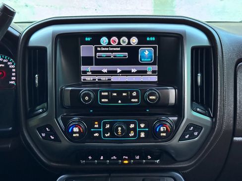 Used 2015 Chevrolet Silverado 1500 LTZ Z71 w/ LTZ Plus Package image 34