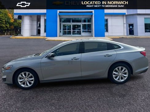 Used 2024 Chevrolet Malibu LT FWD image 8