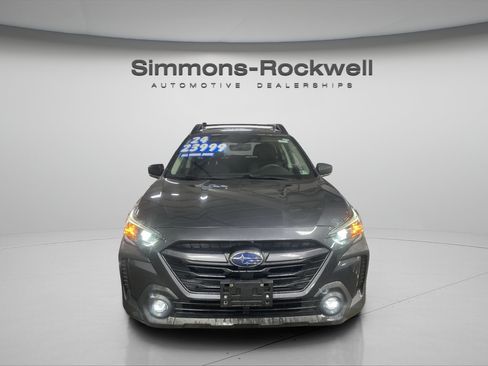 Used 2024 Subaru Outback AWD/4WD image 8