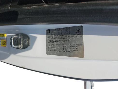 Used 2016 Chevrolet Colorado W/T RWD image 29