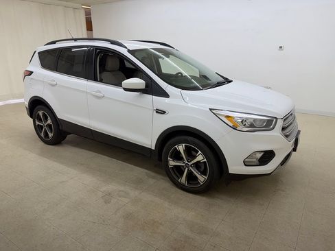 Used 2018 Ford Escape SEL FWD image 7