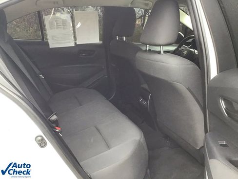 Used 2024 Toyota Corolla LE image 13