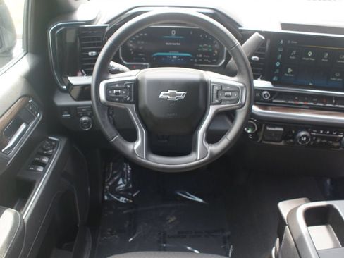Used 2026 Chevrolet Silverado 1500 RST w/ RST Select Package AWD/4WD image 5