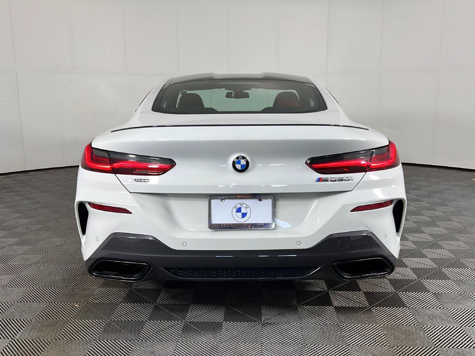 Used 2025 BMW M850i xDrive Coupe w/ M Sport Professional Package AWD/4WD image 6