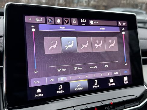 Used 2022 Jeep Compass Limited image 16