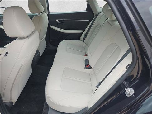 Used 2025 Hyundai Sonata SEL FWD image 17