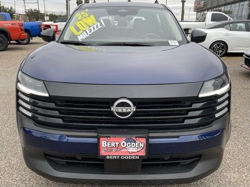 Certified 2025 Nissan Kicks S image 2