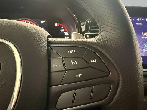 Used 2025 Dodge Durango GT RWD image 20