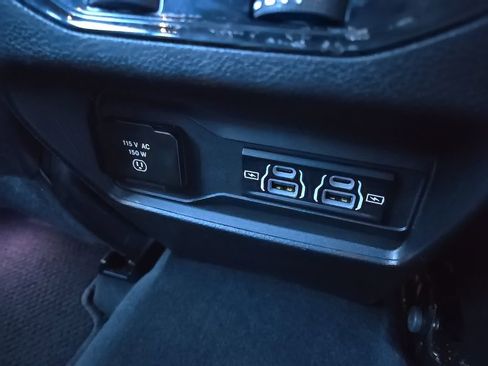 Used 2025 Jeep Grand Cherokee Summit AWD/4WD image 92