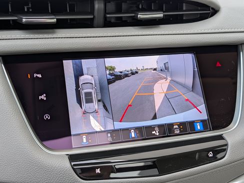 Used 2026 Cadillac XT5 Premium Luxury w/ Driver Assist Package AWD/4WD image 27