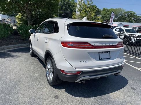 Used 2018 Lincoln MKC Select w/ Select Plus Package FWD image 6