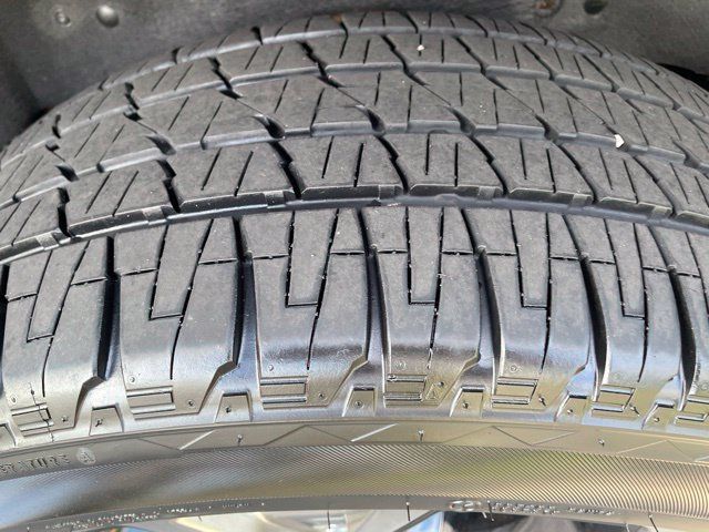 Used 2017 GMC Yukon Denali w/ Open Road Package AWD/4WD image 39