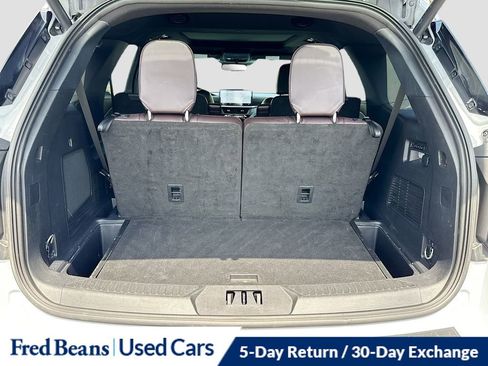 Used 2025 Ford Explorer Platinum w/ LUX Leather Package AWD/4WD image 29