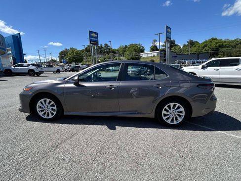 Used 2024 Toyota Camry LE w/ Convenience Package FWD image 6