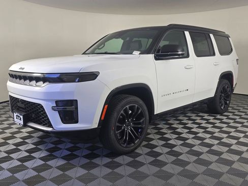 New 2026 Jeep Grand Wagoneer Summit AWD/4WD image 8