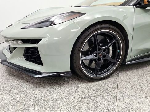 Used 2024 Chevrolet Corvette E-Ray w/ Stealth Interior Trim Package AWD/4WD image 14