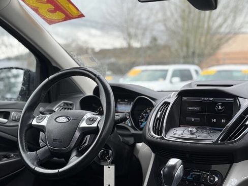 Used 2013 Ford Escape SEL image 3