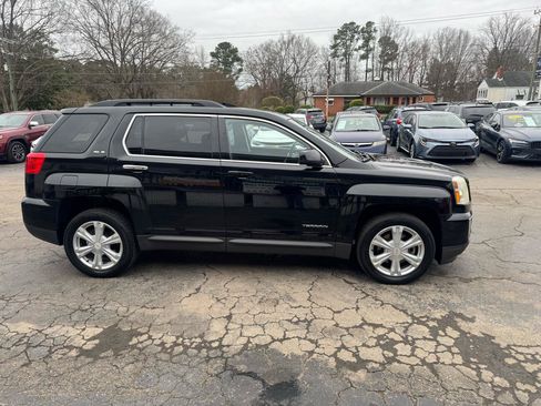 Used 2017 GMC Terrain SLE AWD/4WD image 4