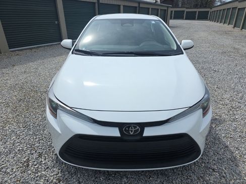 Used 2024 Toyota Corolla LE image 9