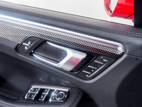 Used 2024 Porsche Macan GTS image 57