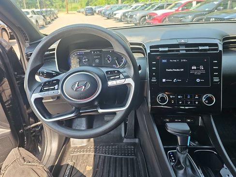 Used 2023 Hyundai Santa Cruz SEL AWD/4WD image 16