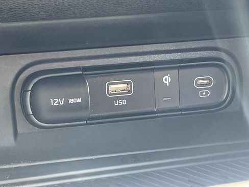 Used 2025 Kia Sportage EX FWD image 30