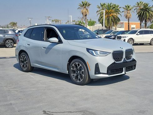 New 2026 BMW X3 xDrive30i w/ M Sport Package AWD/4WD image 4