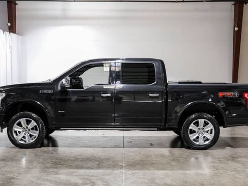 Used 2015 Ford F150 Platinum w/ Equipment Group 701A Luxury AWD/4WD image 13