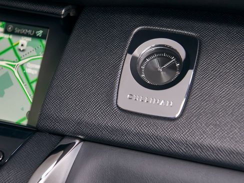 Certified 2024 Rolls-Royce Cullinan AWD/4WD image 16