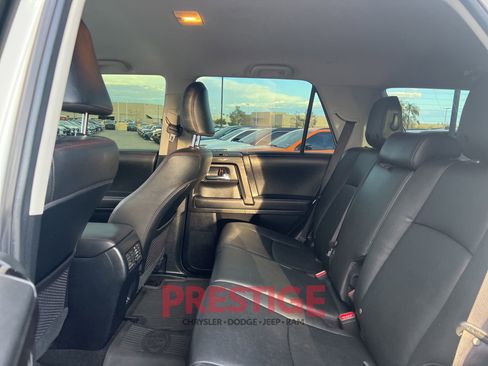 Used 2020 Toyota 4Runner TRD Off-Road Premium AWD/4WD image 26
