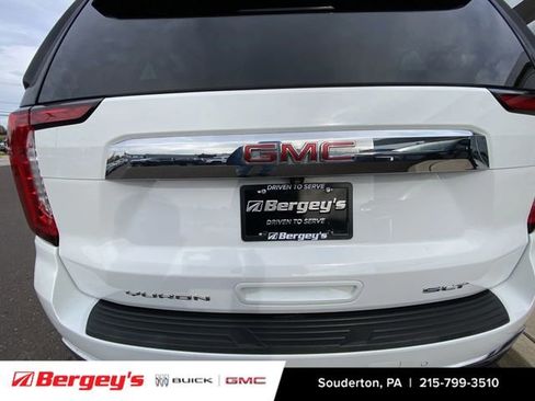 Used 2021 GMC Yukon XL SLT w/ SLT Luxury Plus Package image 34