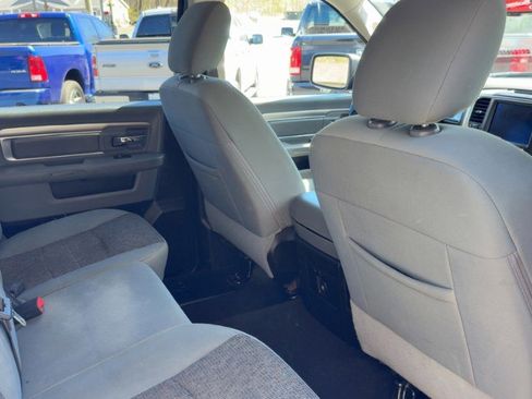 Used 2019 RAM 1500 Big Horn AWD/4WD image 12