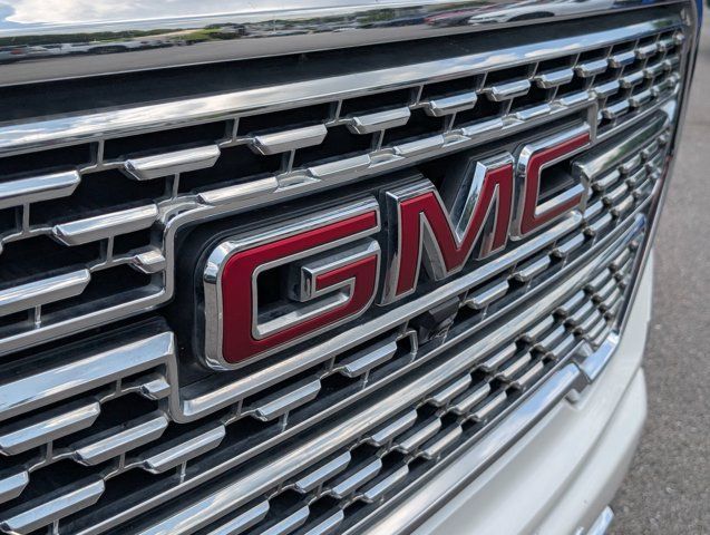 Used 2020 GMC Sierra 1500 Denali w/ Denali Ultimate Package AWD/4WD image 5