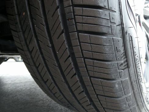 Certified 2025 Buick Envista Sport Touring w/ Convenience I Package image 15