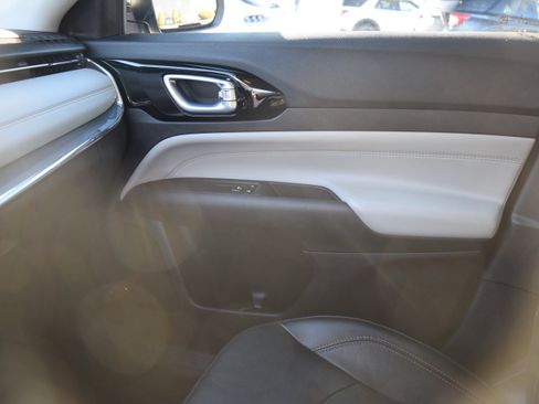 Used 2022 Jeep Compass Limited w/ Sun and Sound Group image 14