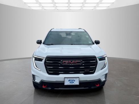 Used 2025 GMC Acadia AT4 w/ Luxury Package AWD/4WD image 2