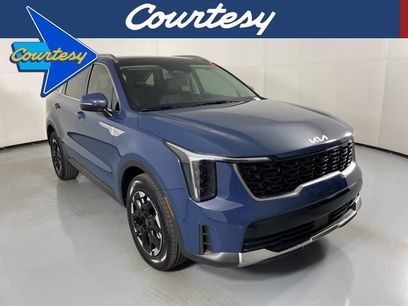 New 2025 Kia Sorento S w/ Panoramic Sunroof Package